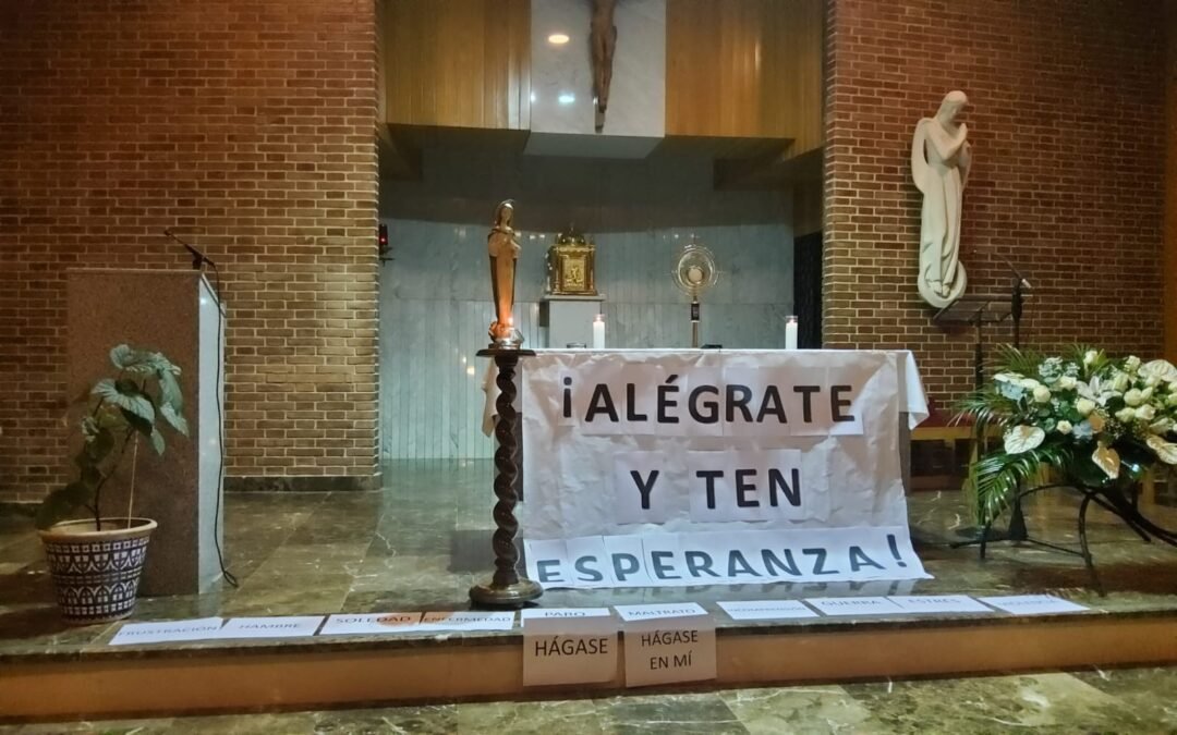 Vigilia cartel completo con palabras Alianza en Jesus por María